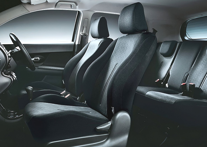 TP_Toyota_ICT_2015_2_Seating_720_510shar-50brig-20_c1