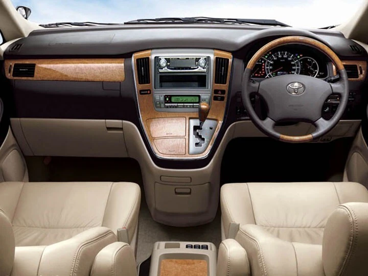 toyota-alphard-2004-firstcarrental-tanzania-1-720x540-1
